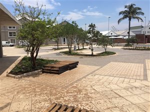 235 m² Commercial space in Point Waterfront
