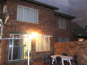 2 Bed Townhouse in Weavind Park