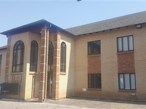 208 m² Commercial space in Honeydew