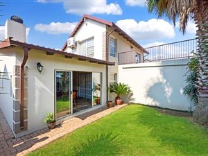 4 Bed House in Edenglen