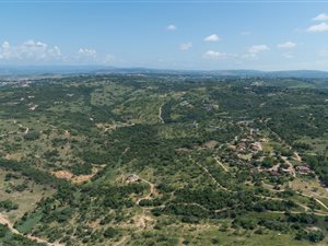 1.3 ha Land available in Wild Fig Estate