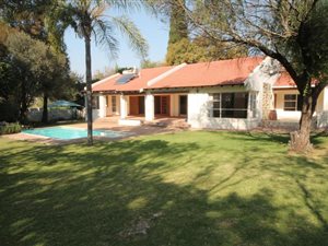 4 Bed House in Bryanston East