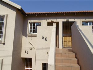 2 Bed Apartment in Wilgeheuwel