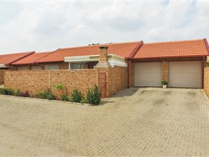 2 Bed Townhouse in Magalieskruin