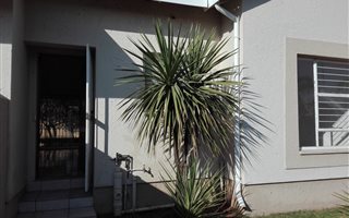 3 Bedroom Apartment in Vanderbijlpark SE3