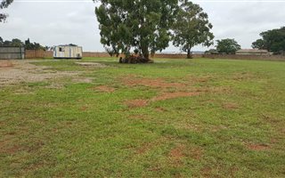 5000 m² Land available in Bredell AH