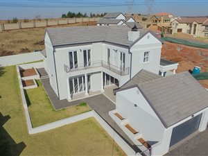 4 Bedroom House in Rietvlei Ridge Country Estate