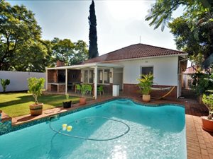 3 Bed House in Muckleneuk