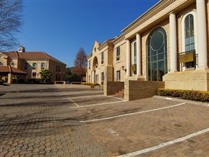 682 m² Commercial space in Rivonia