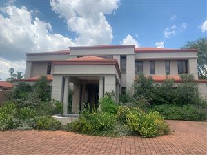 500 m² Office Space in Lynnwood