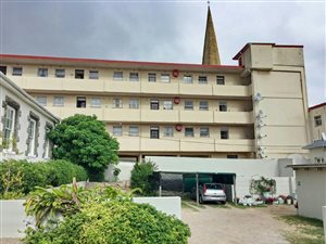 1 Bed Apartment in Mossel Bay