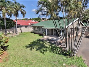 4 Bed House in Montclair