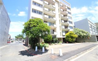 2 Bedroom Apartment in Paarl