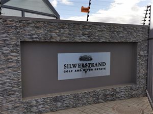 684 m² Land available in Robertson