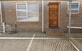 2 Bedroom Townhouse in Linton Grange