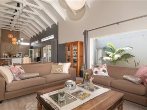4 Bed House in Uitzicht