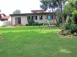 6 Bed House in Nimrod Park