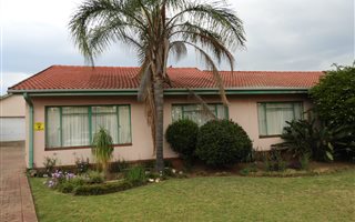 3 Bedroom House in Aviary Hill
