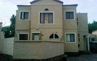 3 Bedroom Townhouse in Jordaan park