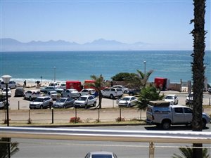 2 Bed Apartment in Mossel Bay Central