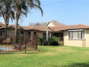5 Bed House in Magaliessig