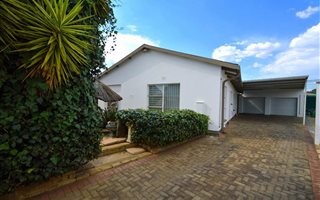 3 Bedroom House in Lewisham