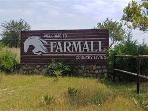 6 Bed House in Farmall