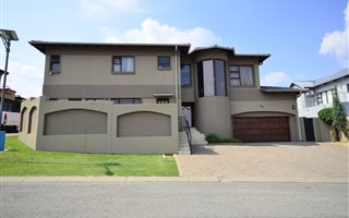3 Bedroom House in Kyalami Gardens