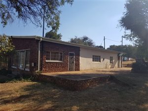 2 ha Farm in Hartbeespoort Dam