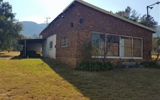 2 ha Farm in Hartbeespoort Dam