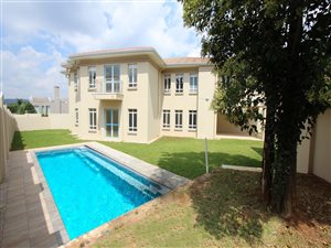 4 Bed House in Senderwood
