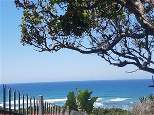 1334 m² Land available in Hibberdene