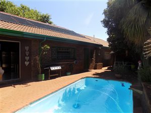 4 Bed House in Welverdiend