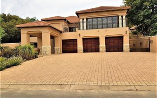 5 Bedroom House in Xanadu