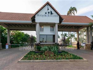 2 Bed Apartment in Manor Estates