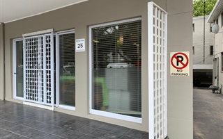 210 m² Commercial space in Rondebosch