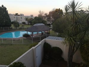 3 Bed Townhouse in Fairland