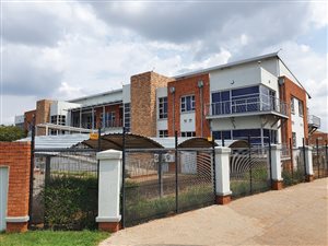 2760 m² Office Space in Highveld Techno Park