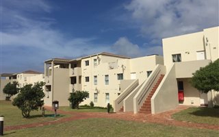 3 Bedroom Apartment in Westcliff