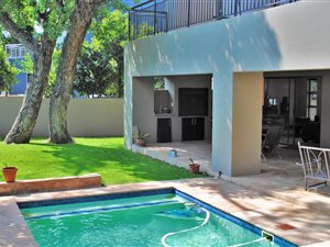 4 Bedroom House in Kyalami Estate