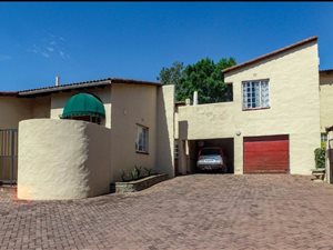 3 Bed Townhouse in Epsom Downs