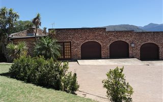 5 Bedroom House in Riviersonderend
