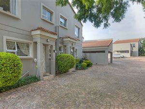3 Bed Townhouse in Magaliessig