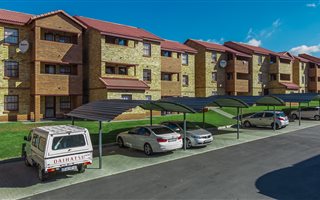 2 Bedroom Apartment in Halfway House