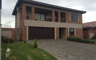 3 Bedroom House in Roberts Estate