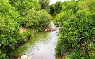 21.4 ha Land available in Dinokeng