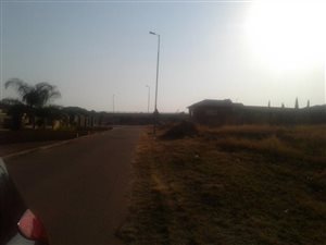 900 m² Land available in Suiderberg