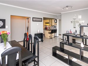 2 Bed Townhouse in Eagle Canyon Golf Estate