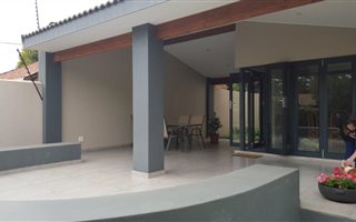 3 Bedroom House in Waterkloof Ridge