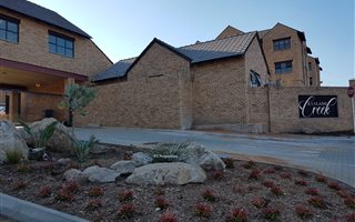 2 Bedroom Apartment in Willaway